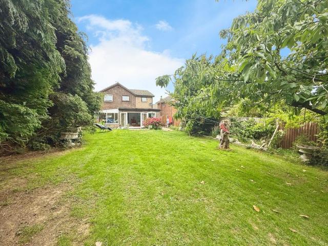House for sale in Heathlands, East Sussex