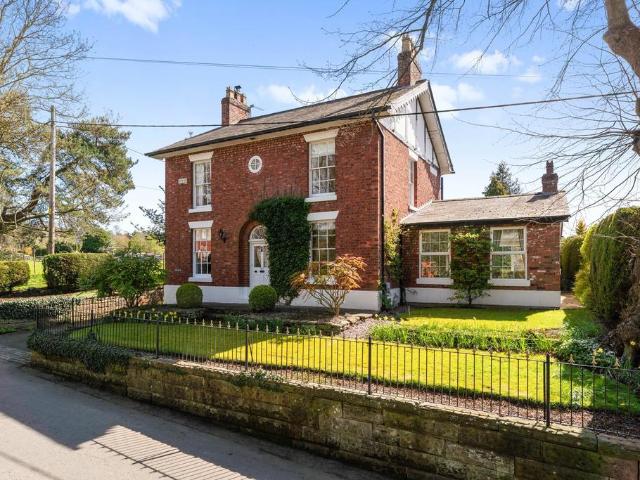 House for sale in Kelsall, Cheshire