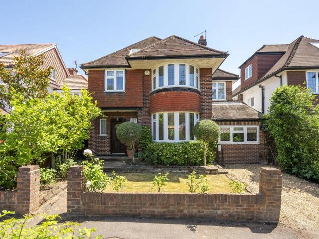 House for sale in London Borough of Merton, Raynes Park