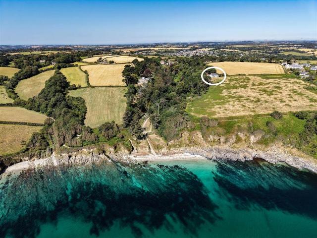 House for sale in Mawnan, Cornwall