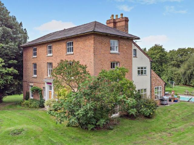 House for sale in Forthampton, Worcestershire
