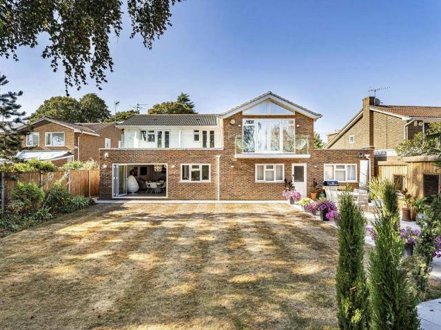 House for sale in Wraysbury