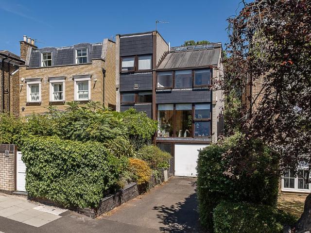 House for sale in London Borough of Merton, Merton Park