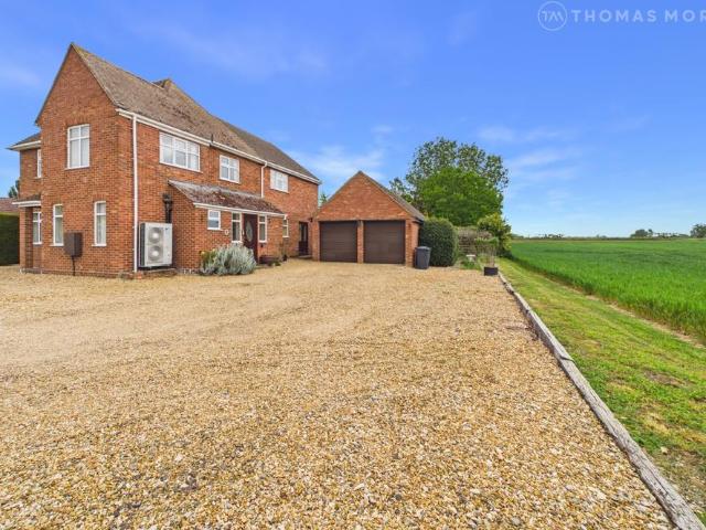 House for sale in Huntingdon, Cambridgeshire