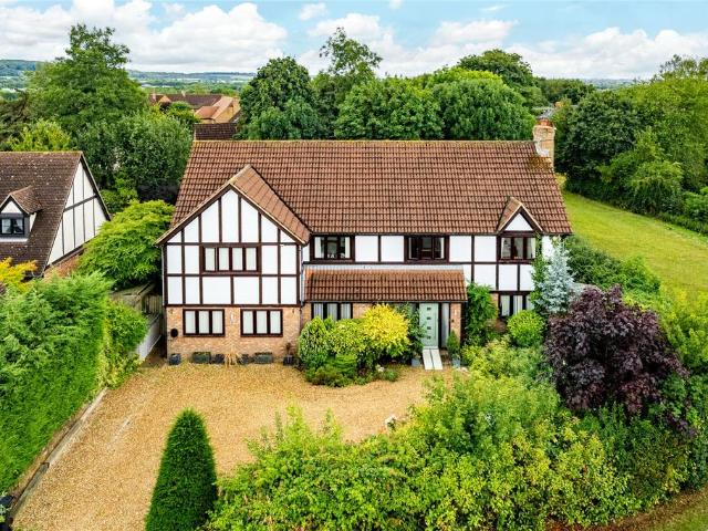 House for sale in Fenny Stratford, Milton Keynes