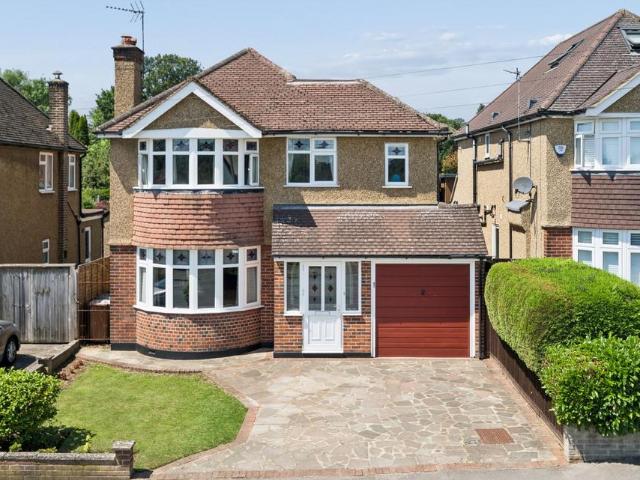 House for sale in Batchworth, Hertfordshire