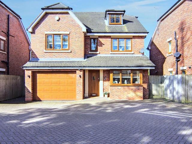 House for sale in Balsall, West Midlands