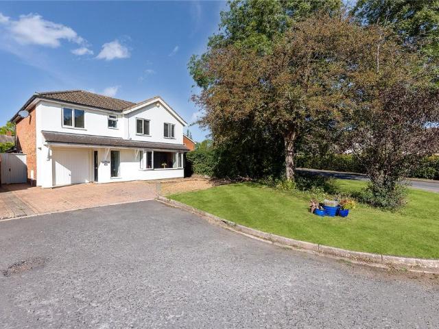 House for sale in Renhold, Bedford