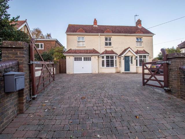 House for sale in Cross In Hand, East Sussex