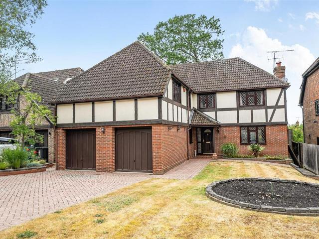 House for sale in Moulsham Green, Hart