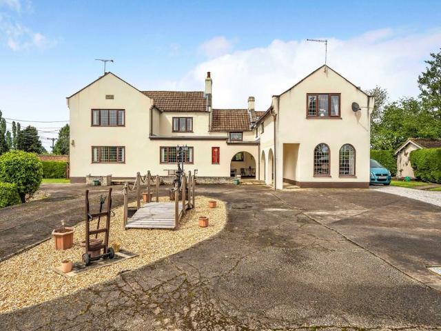 House for sale in Sykehouse, South Yorkshire