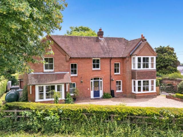 House for sale in Swanmore, Hampshire