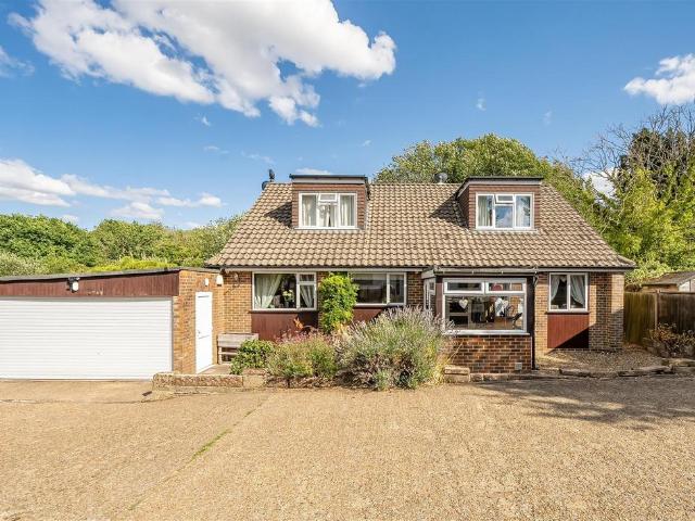 House for sale in Red Hill, Surrey
