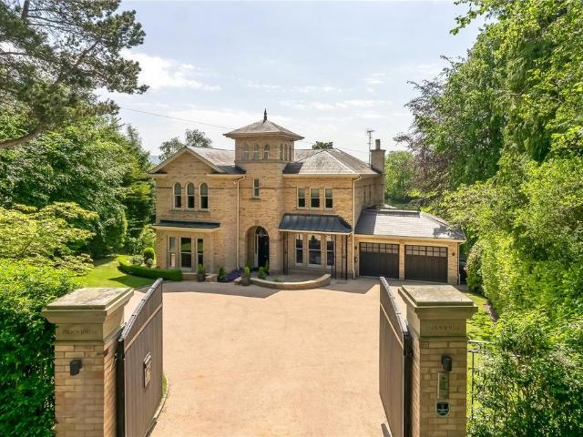 House for sale in Dale Brow, Prestbury