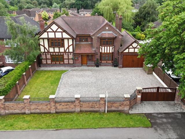 House for sale in New Invention, Bloxwich