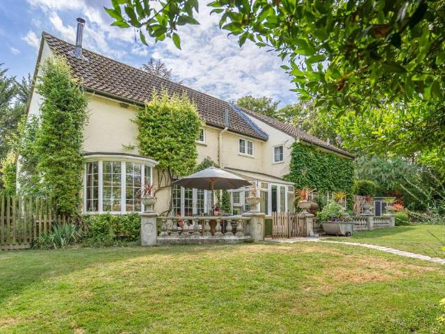 House for sale in Bedingfield, Suffolk