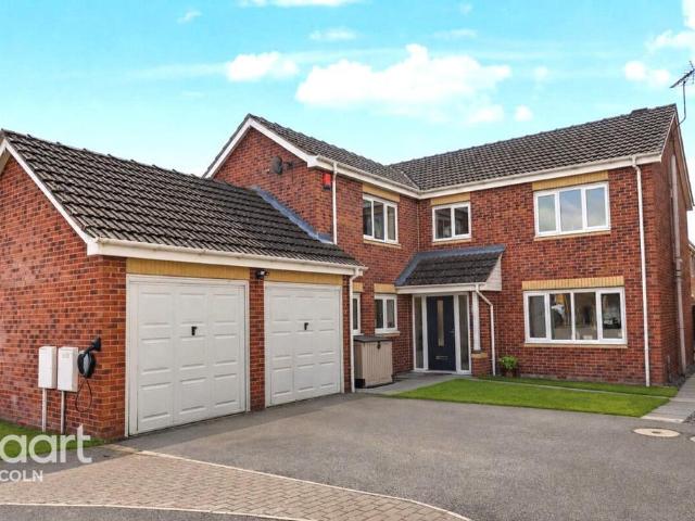 House for sale in North Hykeham, North Kesteven