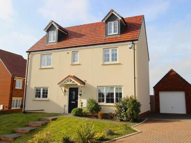 House for sale in Bedford