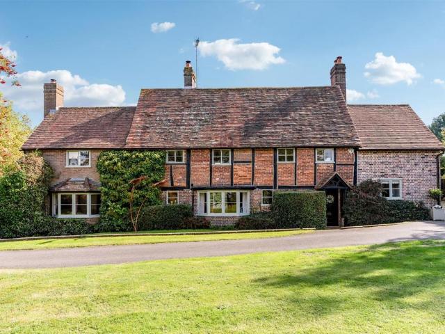 House for sale in Hudnall, Pouchen End