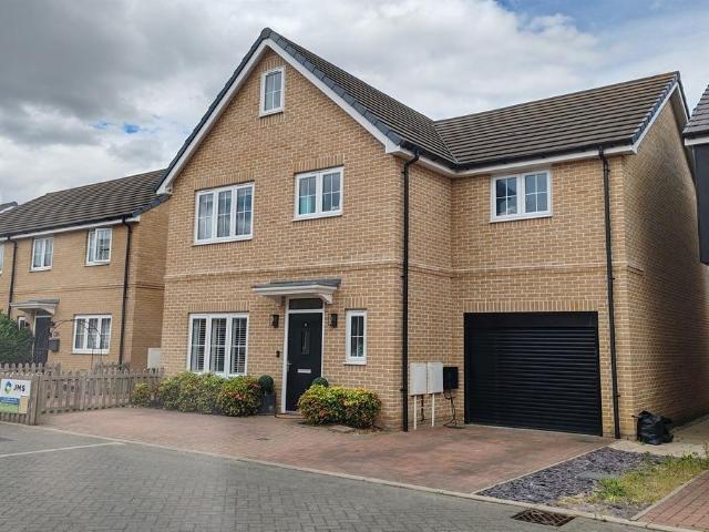 House for sale in Fordham Heath, Essex