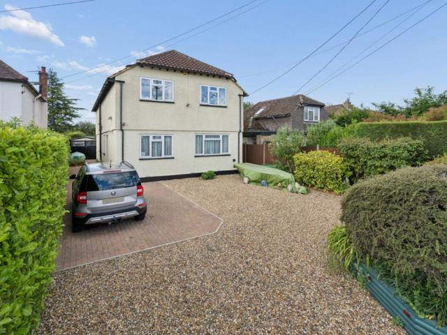 House for sale in Ashley Green, Orchard Leigh