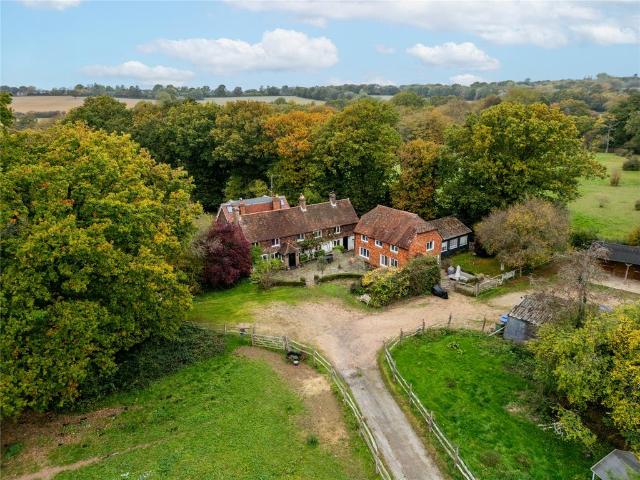 House for sale in Kingsfold, Horsham