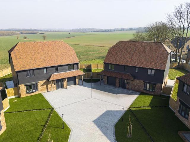 House for sale in Ash, Kent