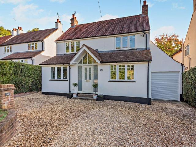 House for sale in Wrecclesham, Waverley