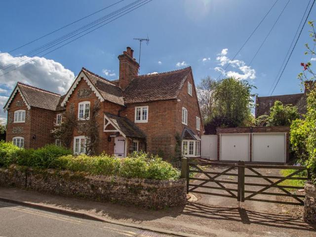 House for sale in Sulham, West Berkshire