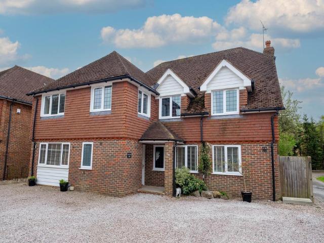 House for sale in Three Bridges, Glynde