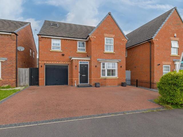 House for sale in Chapelford, Warrington