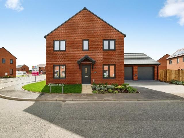 House for sale in Stokesby, Norfolk