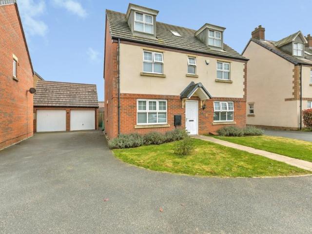 House for sale in Harlestone Manor, Northamptonshire
