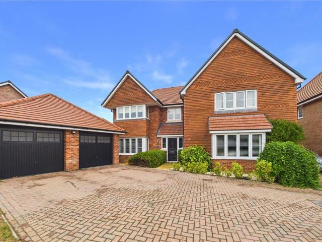 House for sale in Shinfield, Spencers Wood