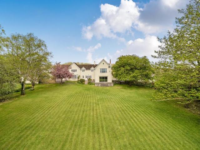 House for sale in Somerset