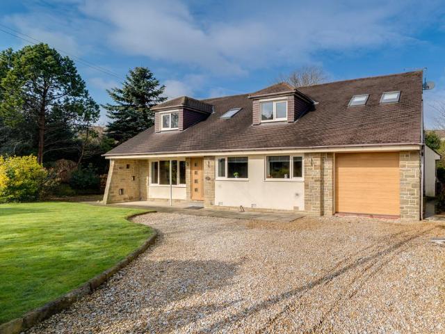 House for sale in Howden Clough, Batley