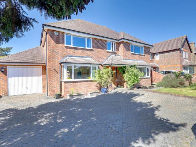 House for sale in Caversham Park, Reading