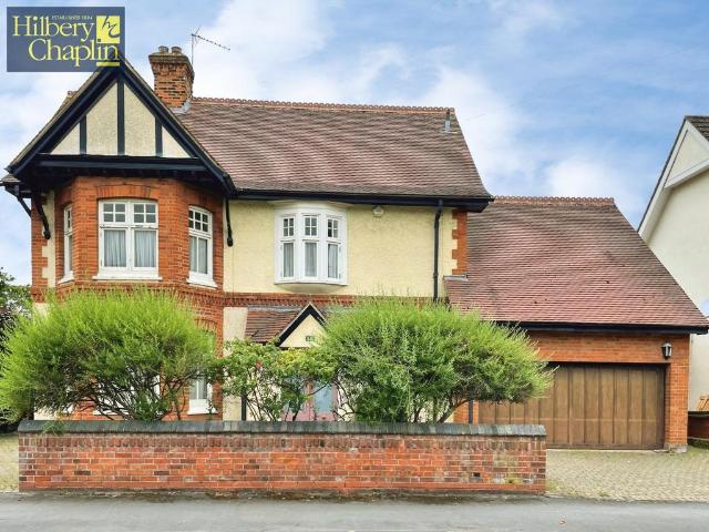 House for sale in Emerson Park, Greater London