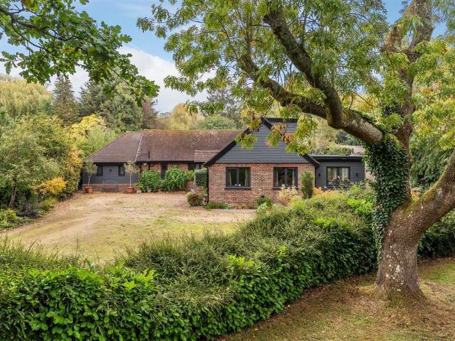 House for sale in Hurst Green, Tandridge