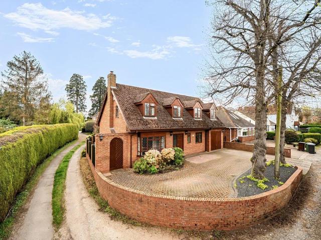 House for sale in Areley Kings, Rushock
