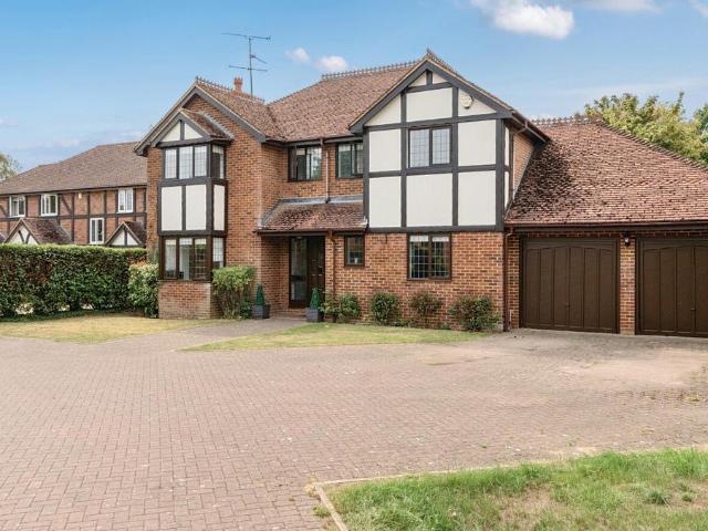 House for sale in Winnersh