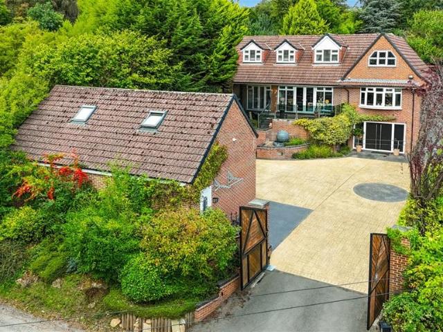 House for sale in Netherfield, Gedling