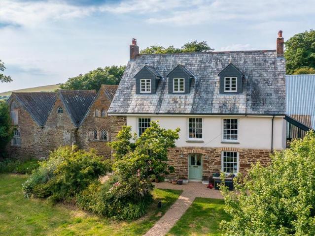 House for sale in Talskiddy, St Columb Major