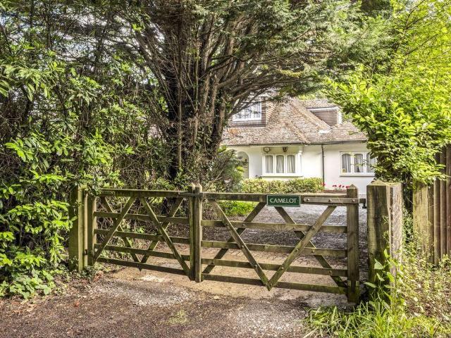 House for sale in Felbridge, Tandridge