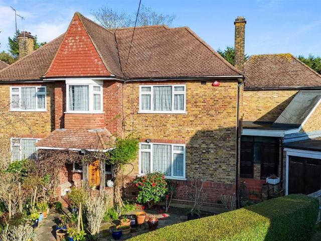House for sale in Hendon, Greater London