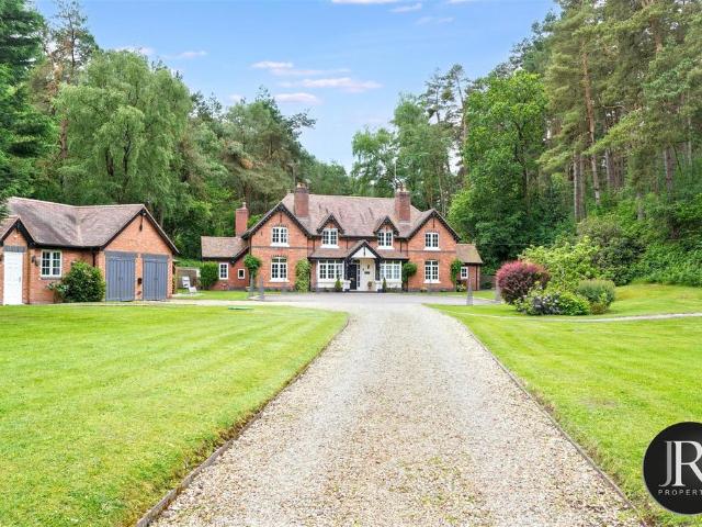 House for sale in Chadsmoor, Staffordshire