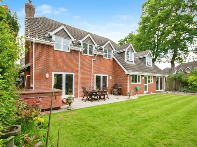 House for sale in Verwood, East Dorset