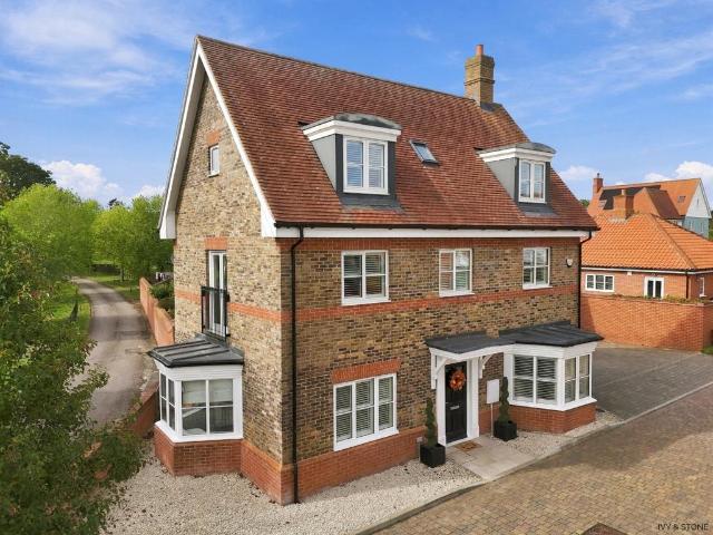 House for sale in Littleypark, Chelmsford