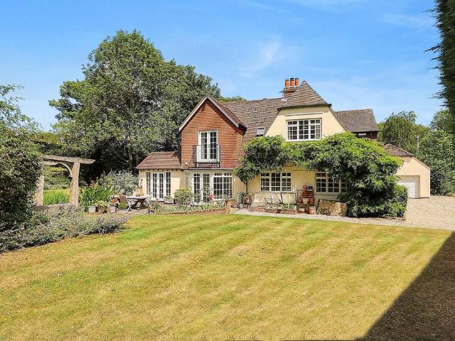 House for sale in Frilsham, Yattendon