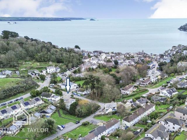 House for sale in Kingsand, Cornwall